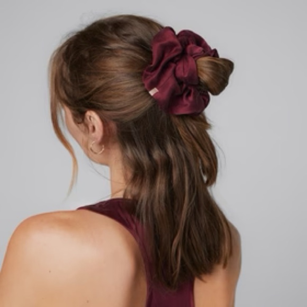 LUNYA Burgundy Washable silk Scrunchie Hair Tie